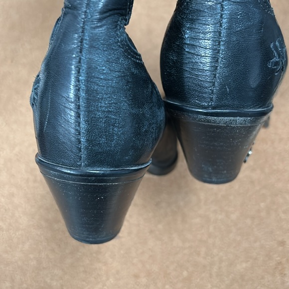 Zodiac western boots with metal accents size 6.5 pointy toe leather sole - Picture 8 of 16